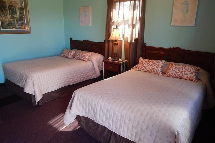 Room 8 of 24