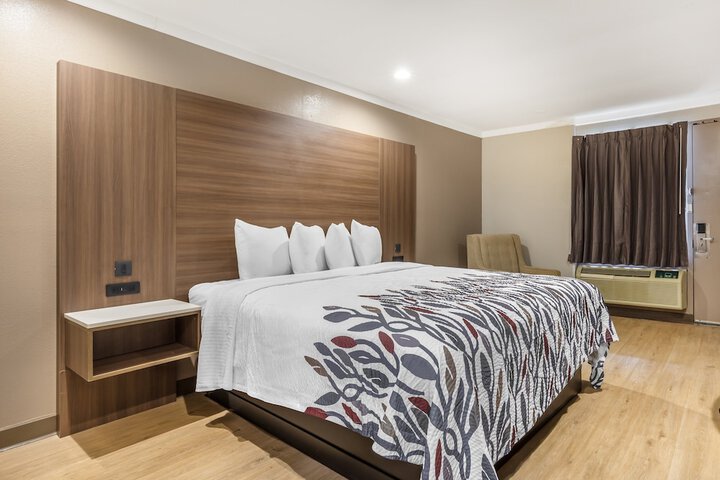 Room 21 of 44