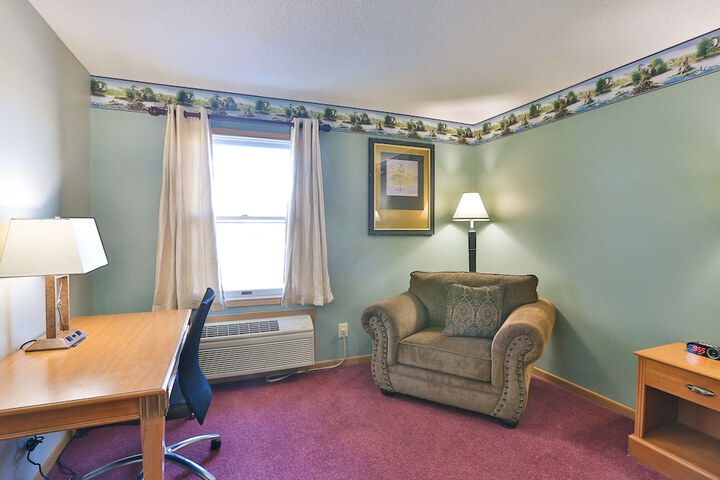 Amerivu Inn & Suites New Richmond