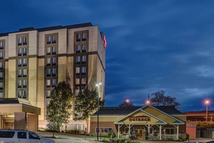 Hampton Inn Pittsburgh / Monroeville