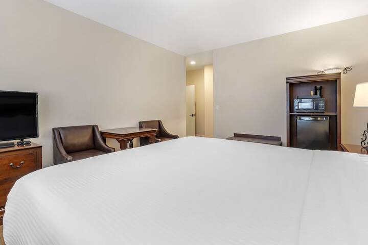 Room 15 of 54