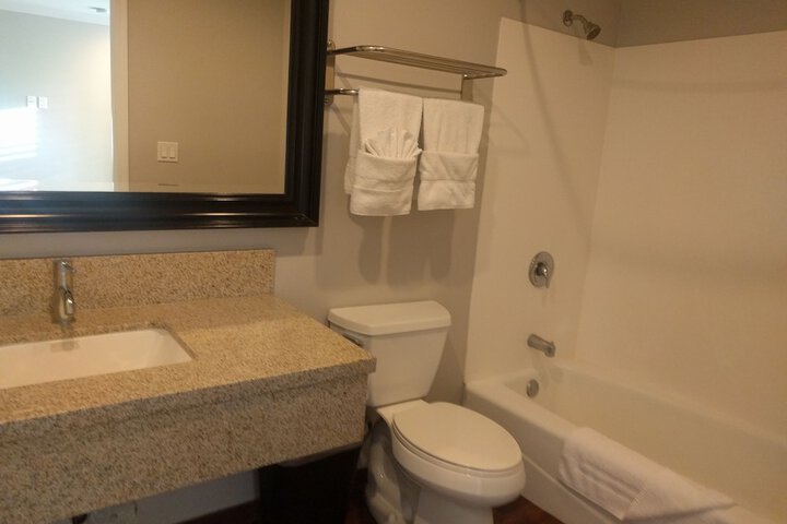 Room 48 of 51