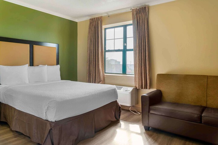 Extended Stay America Suites Detroit Madison Heights