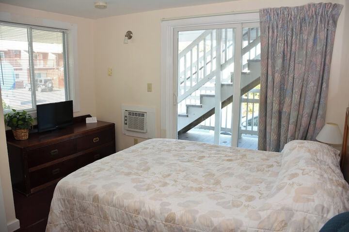 Alouette Beach Resort