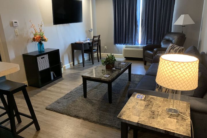 Room 42 of 98
