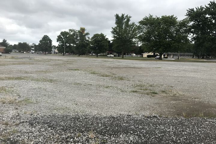 Property Grounds 36 of 36