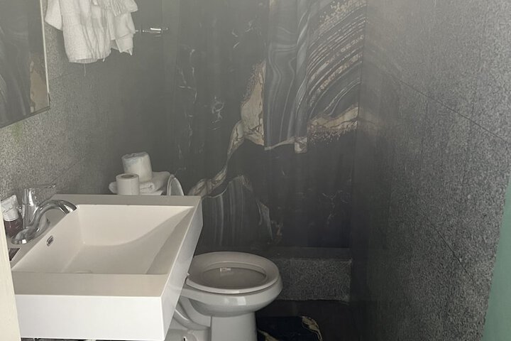 Room 15 of 17