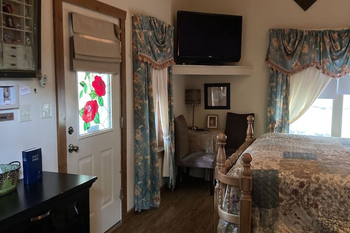 Room 37 of 112