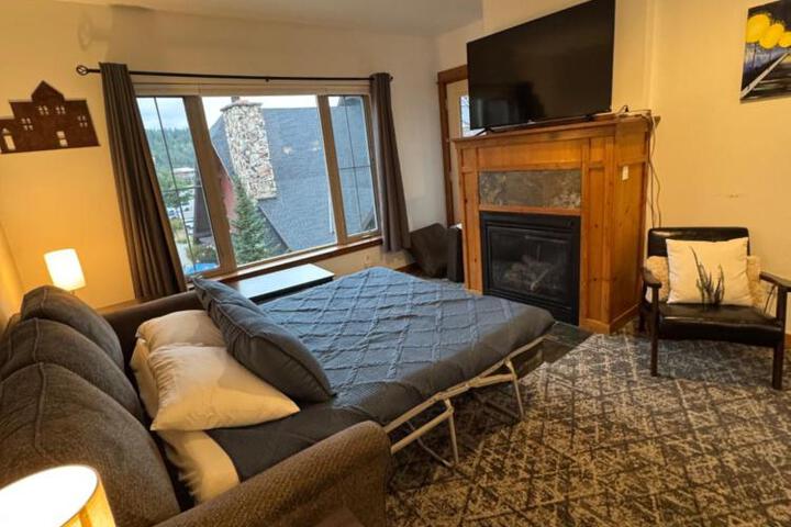 Morning Star Lodge - Hosted by Linda