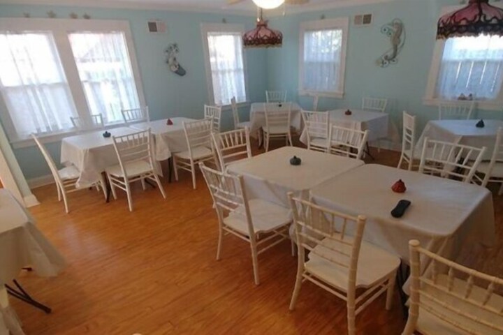 Island Guest House B & B
