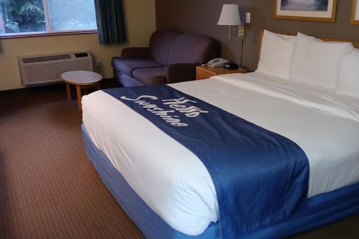 Days Inn by Wyndham Ocean Shores