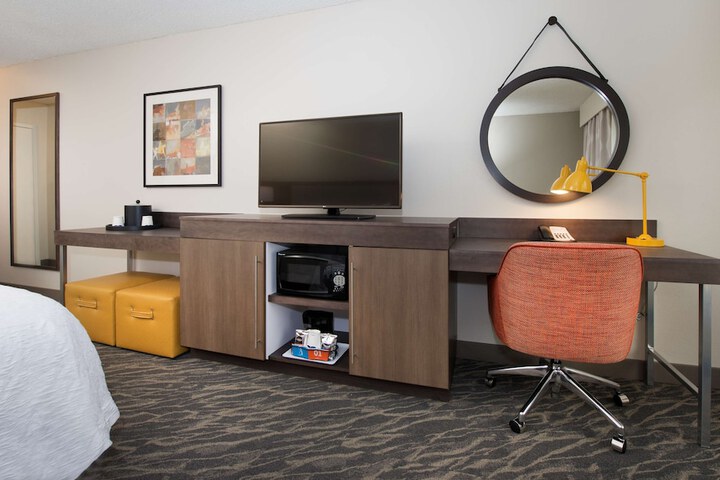Room 26 of 60