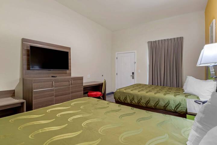 Room 22 of 27