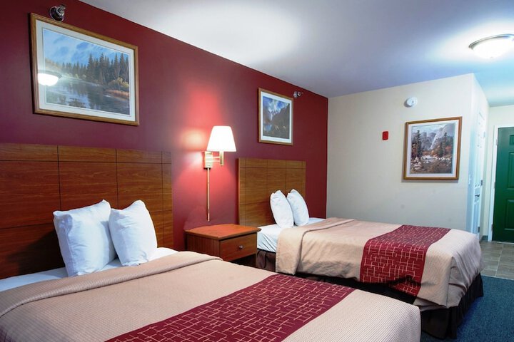 Room 11 of 34