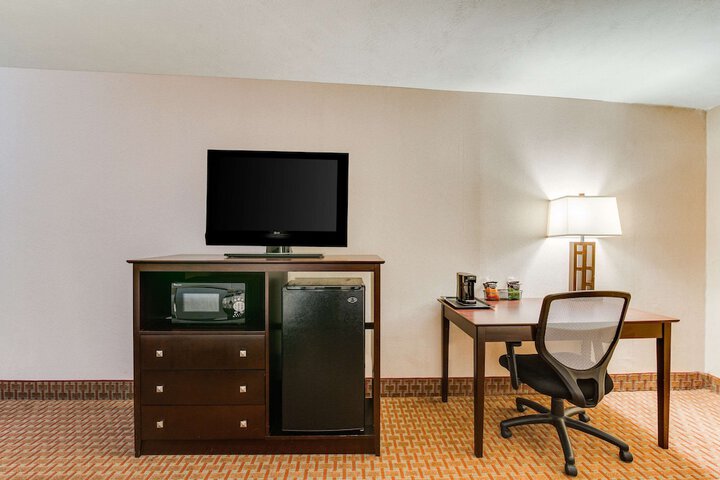 Room 55 of 82