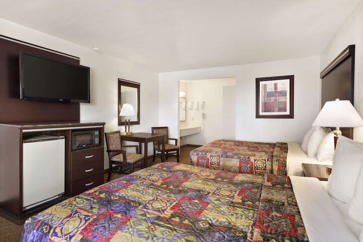 Room 26 of 36