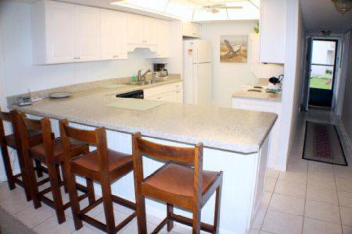 Anastasia Condominium 104
