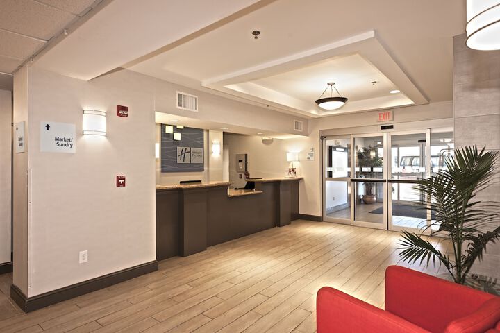 Holiday Inn Express Hotel & Suites Chanhassen by IHG