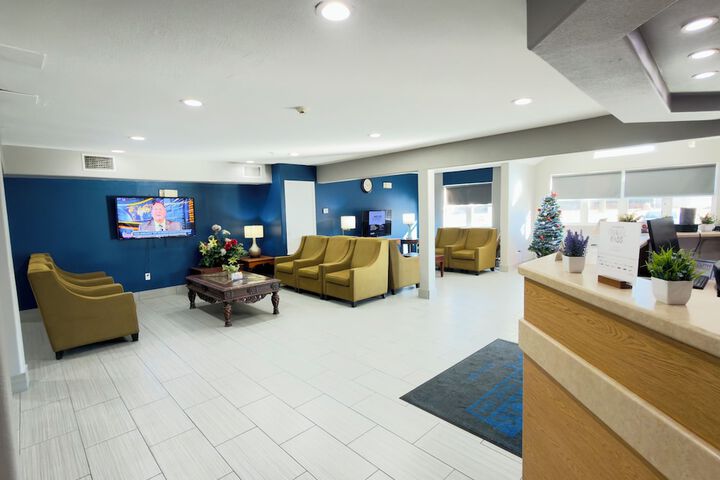 Americas Best Value Inn & Suites Ada