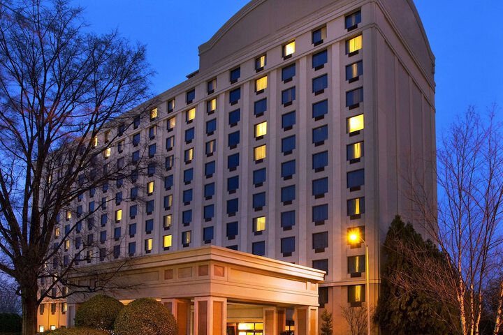 Hotel 5 of 59