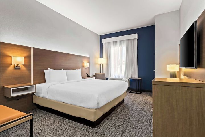 Spark by Hilton Catoosa