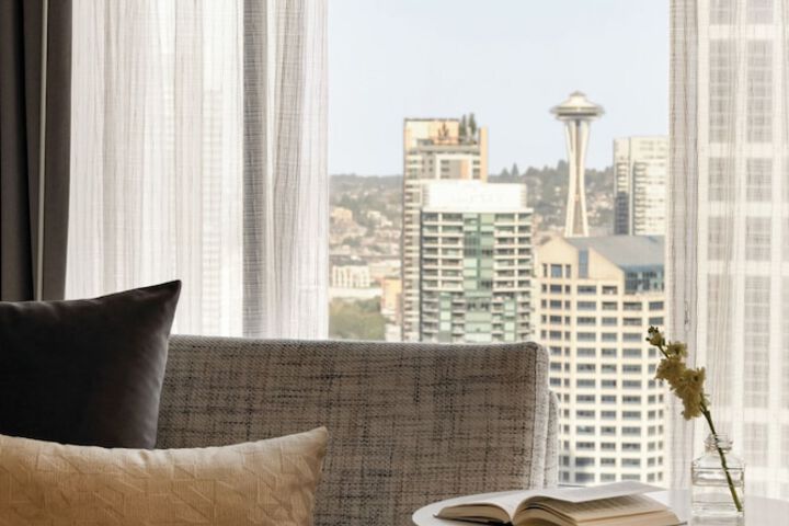 Crowne Plaza Seattle - Downtown by IHG