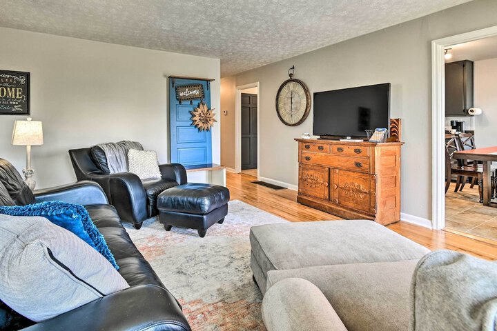 Charming Cave City Vacation Rental w / Fire Pit!