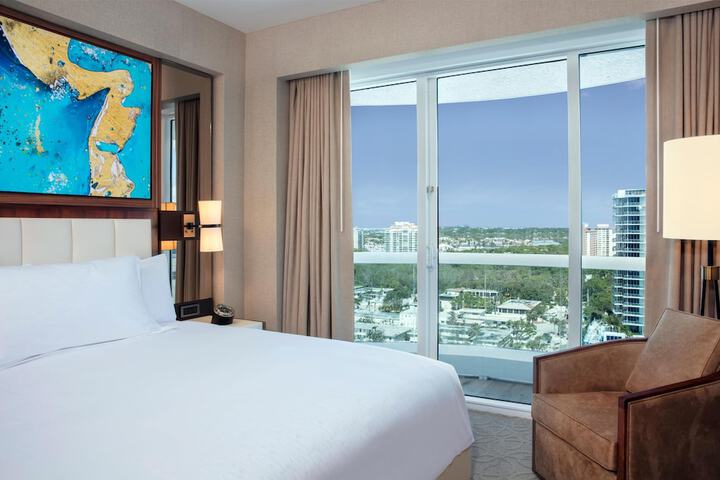 Conrad Fort Lauderdale Beach