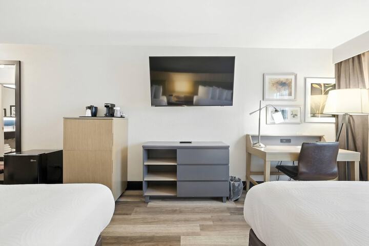 Country Inn & Suites by Radisson Merrillville, IN