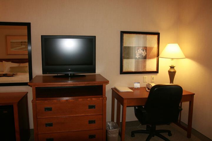 Room 21 of 40