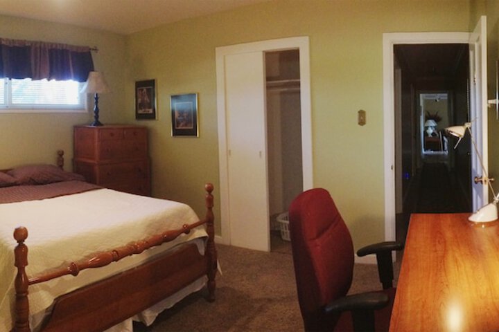 Room 16 of 30
