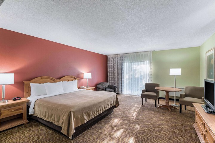 Room 41 of 48
