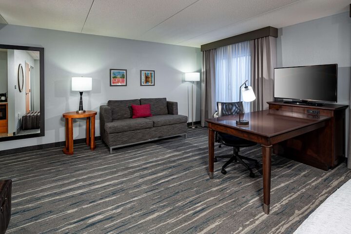 Room 22 of 36