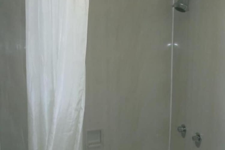 Room 20 of 34