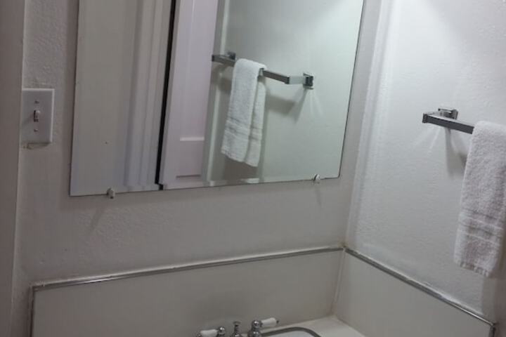 El Rancho Motel