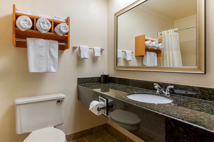 Room 20 of 47