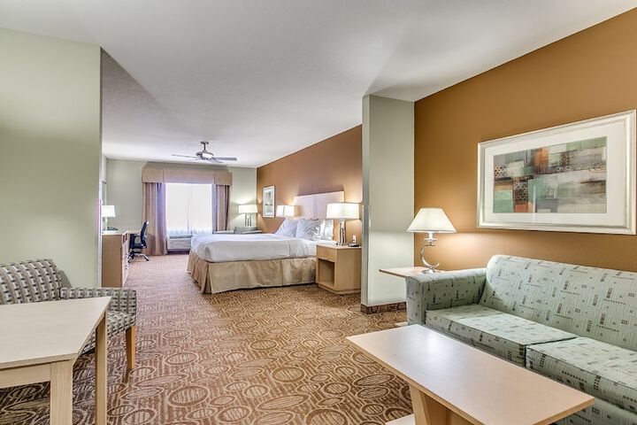 Room 10 of 44