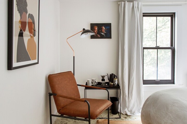 Room 18 of 29