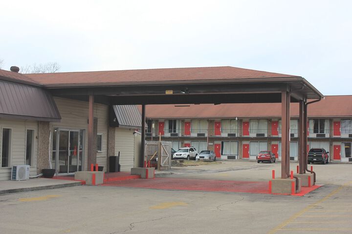 Hotel 6 of 57