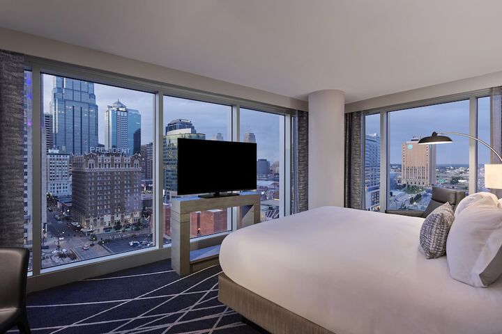 Loews Kansas City Hotel