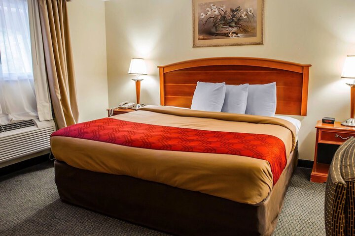 Econo Lodge Jefferson Hills Hwy 51