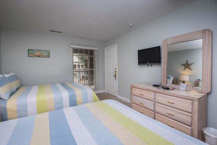 Room 183 of 287