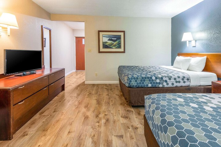 Room 29 of 70