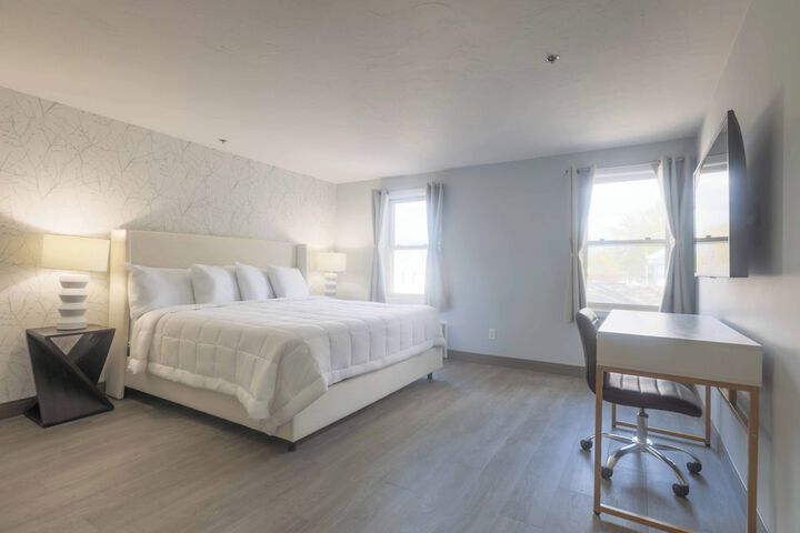 Room 8 of 20
