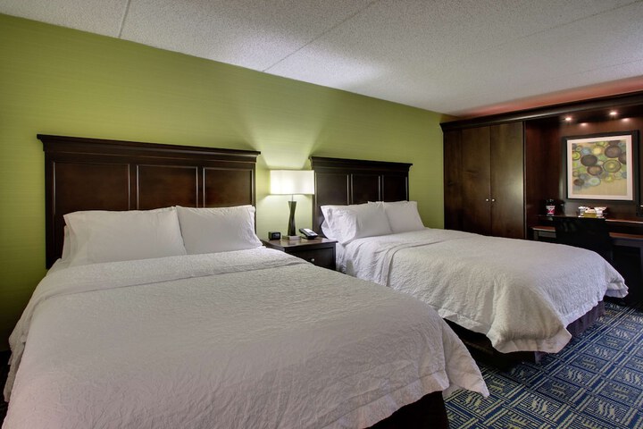 Room 16 of 42
