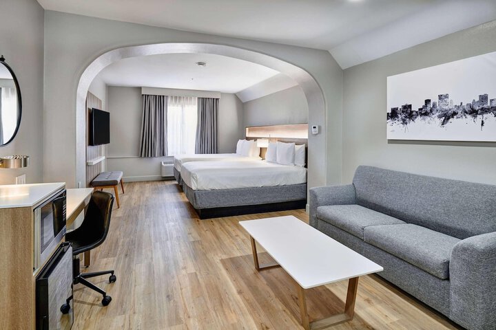 Radisson Hotel El Paso Airport