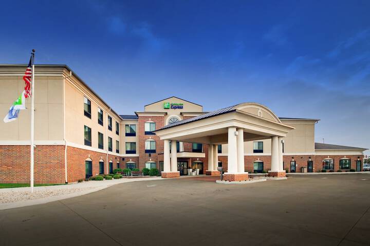 Hotel 4 of 78