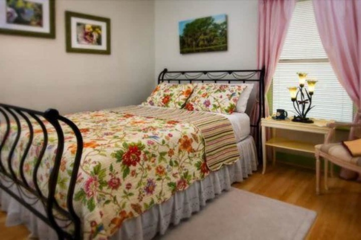 The Carriage House B & B
