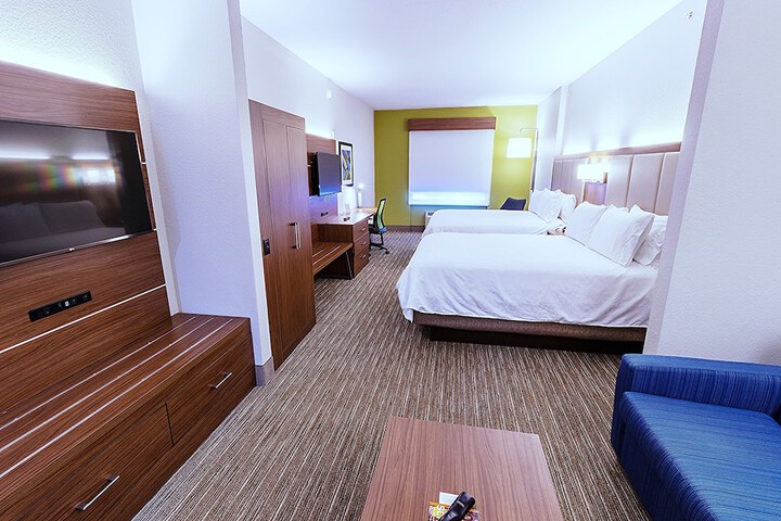 Room 21 of 42