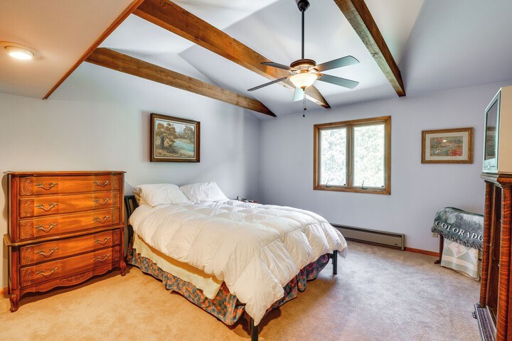 Silver Plume Mountain Haven With Views & Deck!